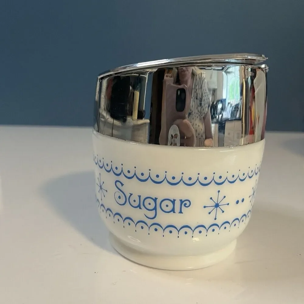 Vintage Gemco Snowflake Garland Milk Glass Sugar Bowl w/Lid Pyrex Compatible EUC